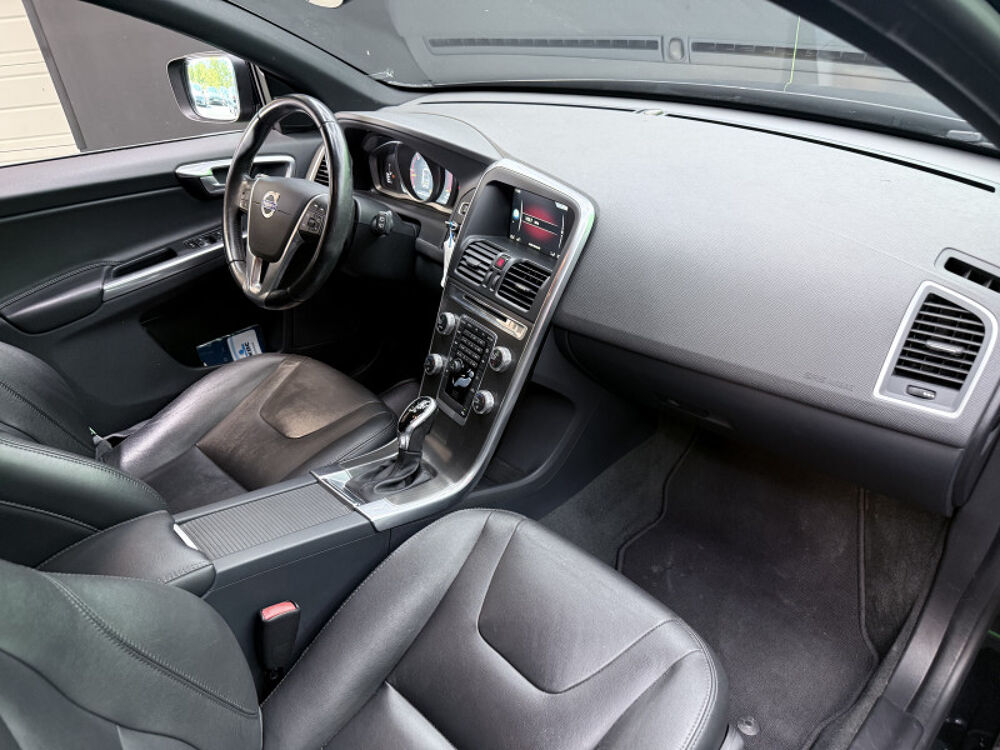 XC60 D3 136CH START&STOP MOMENTUM GEARTRONIC 2014 occasion 57185 CLOUANGE
