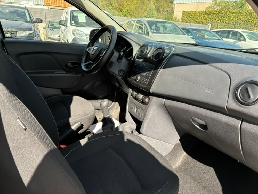Logan 0.9 TCE 90CH SILVERLINE 2017 occasion 30360 V&eacute;z&eacute;nobres