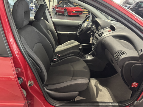 206 1.4 HDI 70 CV GENERATION 3P 2008 occasion 12000 RODEZ