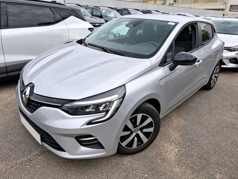Renault Clio V 1.6 E-TECH HYBRIDE 145CH EVOLUTION 2022 occasion Mont&eacute;vrain 77144
