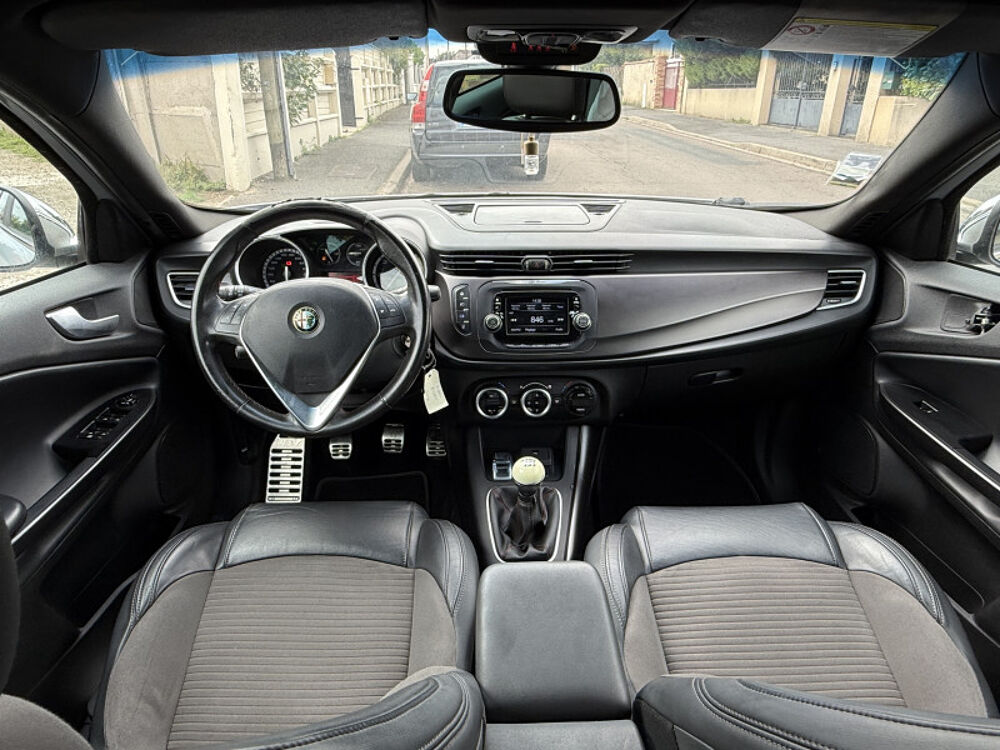 Giulietta 2.0 JTDM 150CH TROFEO STOP&START 2014 occasion 95480 PIERRELAYE