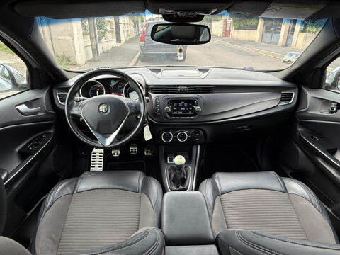 Giulietta 2.0 JTDM 150CH TROFEO STOP&START 2014 occasion 95480 PIERRELAYE
