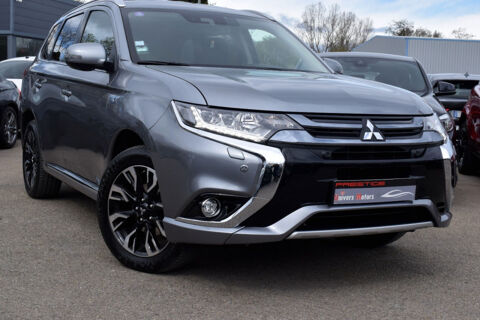 Mitsubishi Outlander PHEV HYBRIDE RECHARGEABLE 200CH INSTYLE AWD 2018 occasion Vendargues 34740