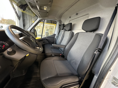 Master F3300 L2H2 2.3 BLUE DCI 135CH CONFORT EURO6 2022 occasion 56530 Qu&eacute;ven