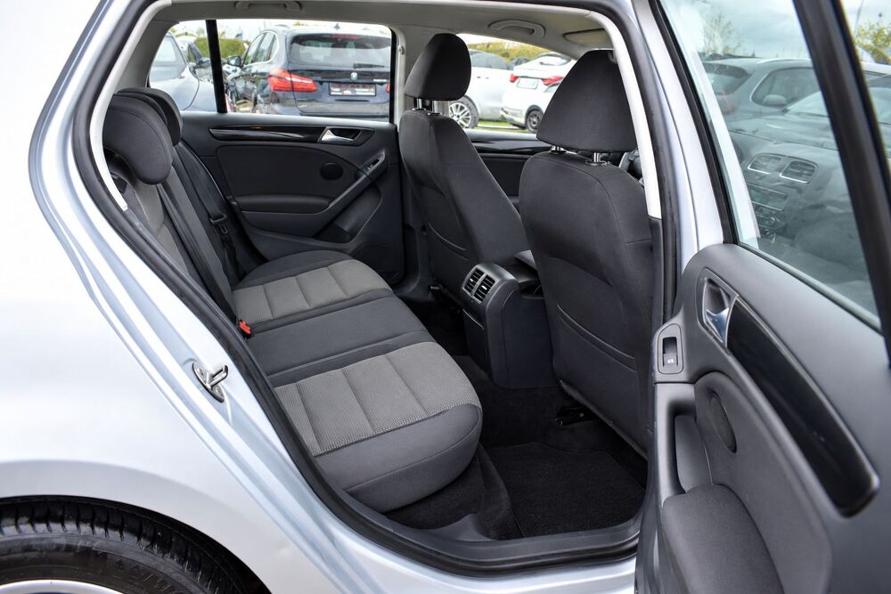 Golf 1.6 TDI 105CH BLUEMOTION FAP CONFORTLINE 5P 2011 occasion 34740 Vendargues