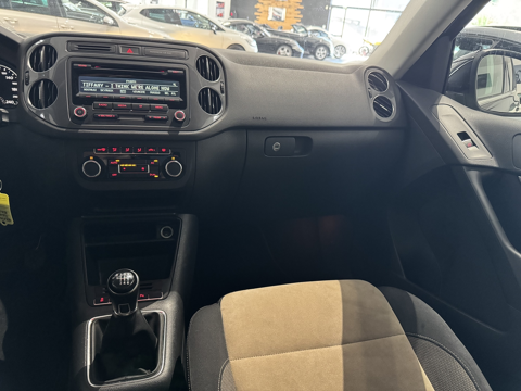 Tiguan 1.4 TSI 122CH BLUEMOTION SPORT PREMIERE MAIN 57 500 KM 2012 occasion 12000 RODEZ