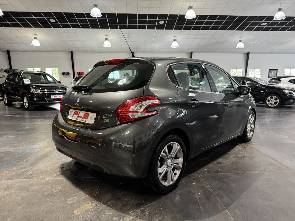 208 1.6 E-HD I115 CV ALLURE 5P 86 000 KM PLBA AUTO 2012 occasion 12000 RODEZ
