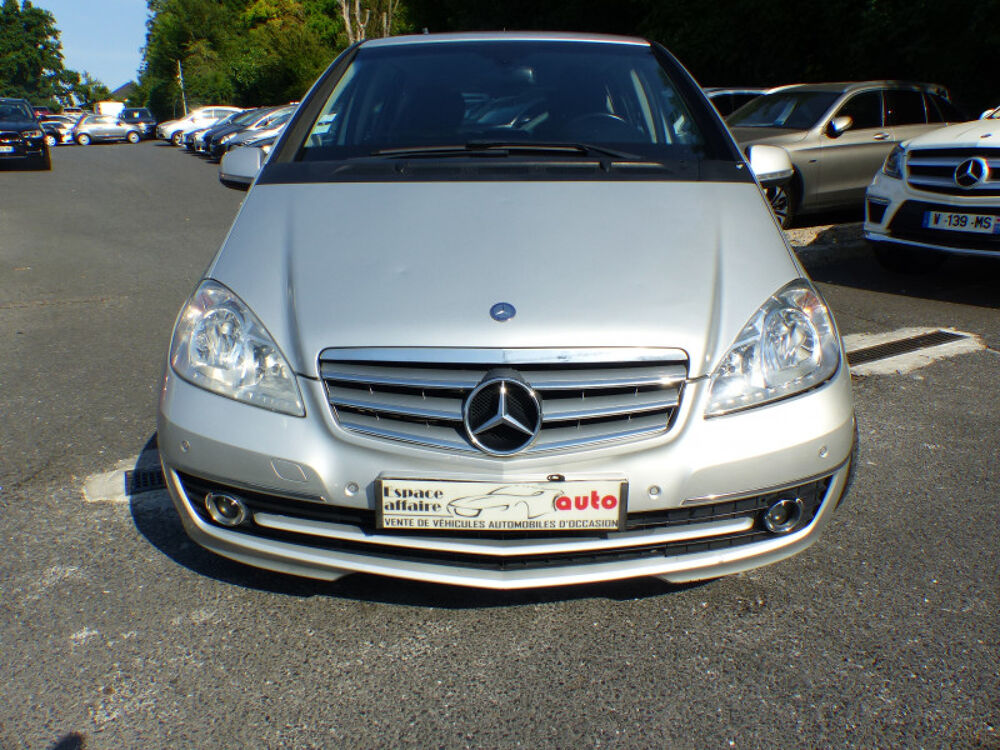 Classe A 180 CDI ELEGANCE CONTACT 2009 occasion 77144 Mont&eacute;vrain