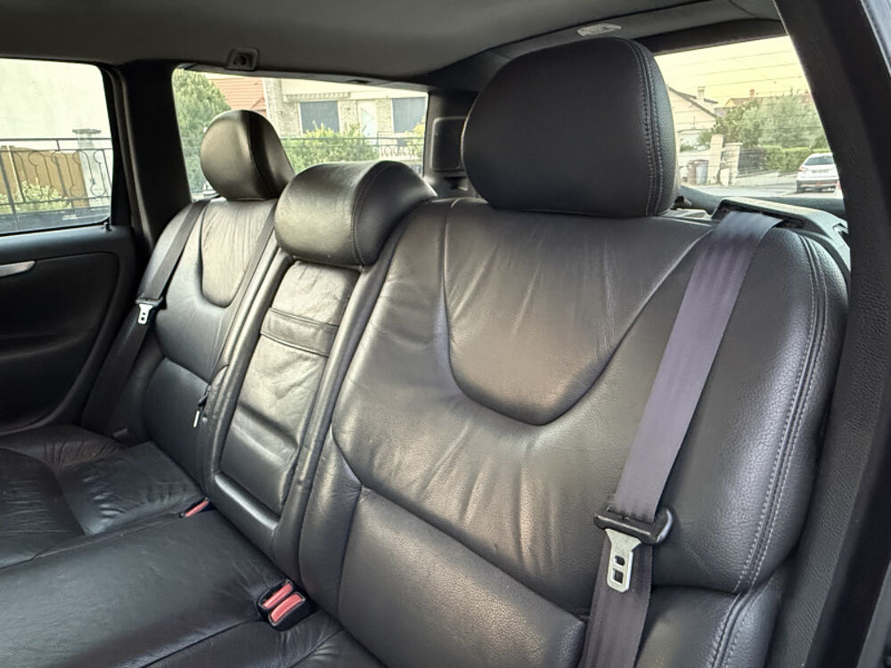 V70 2.4 D 130CH SUMMUM GEARTRONIC 2005 occasion 95480 PIERRELAYE