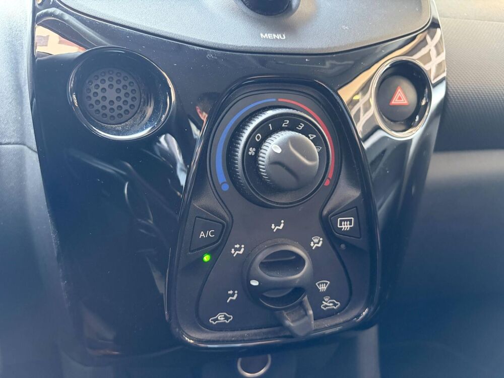 C1 VTi 72 Feel 5p 2018 occasion 78000 VERSAILLES