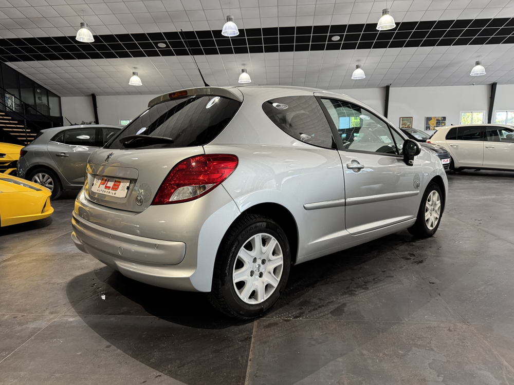 207 1.6 HDI 92 SERIE 64 3P 2011 occasion 12000 RODEZ