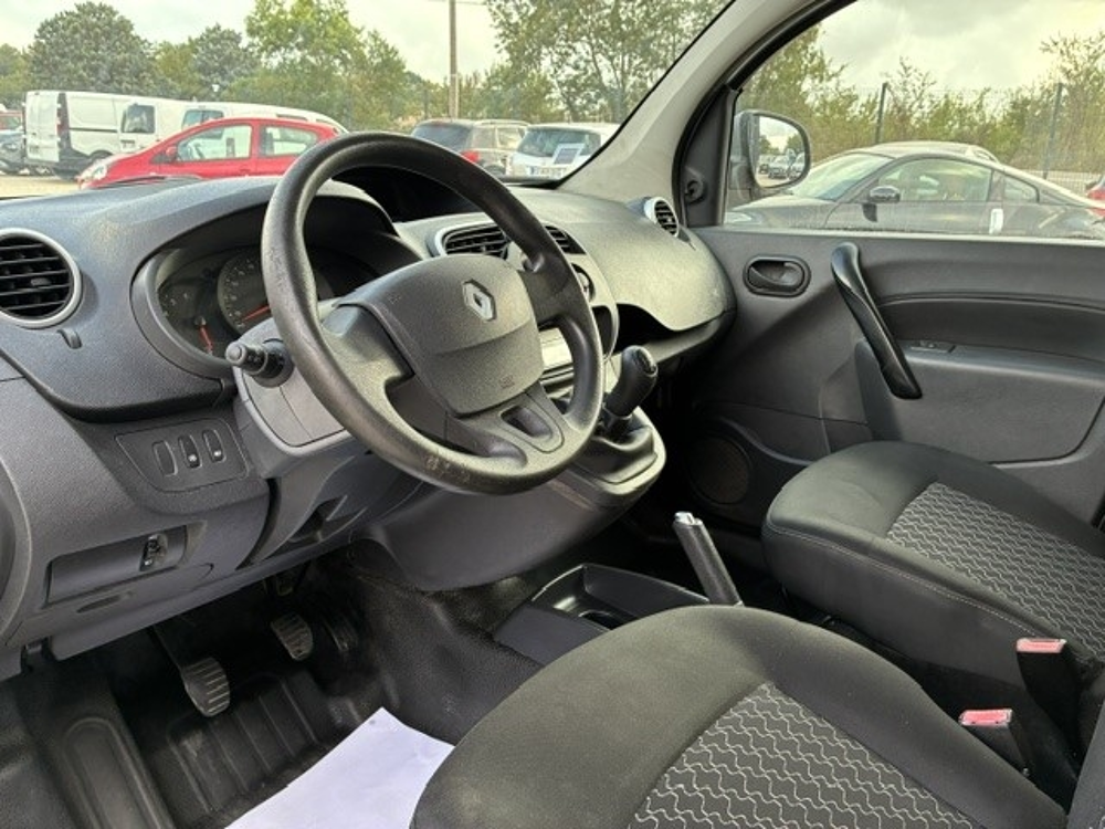 Kangoo 1.5 DCI 90CH ENERGY CLIM DISTRIBUTION NEUVE 2016 occasion 30360 V&eacute;z&eacute;nobres