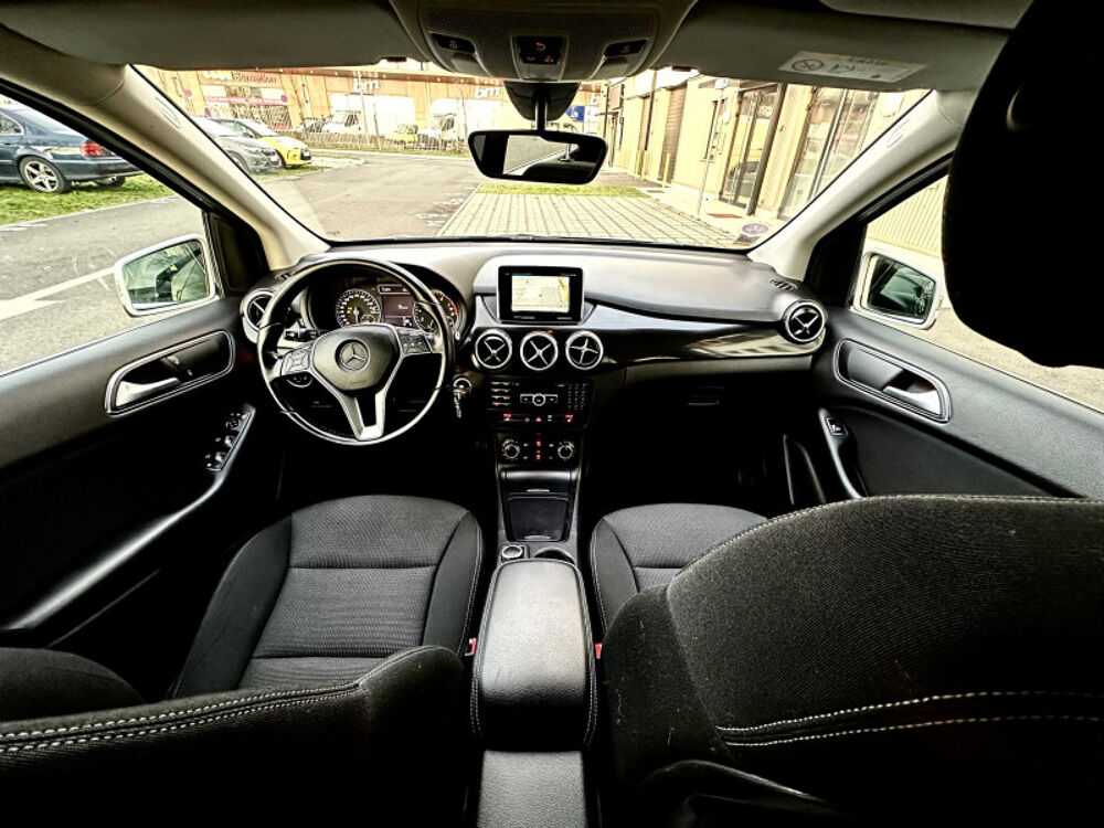 Classe B 180 SENSATION 122CV 7G-DCT / SIEGES CHAUFFANTS / BOITE AUTOM 2013 occasion 94260 Fresnes