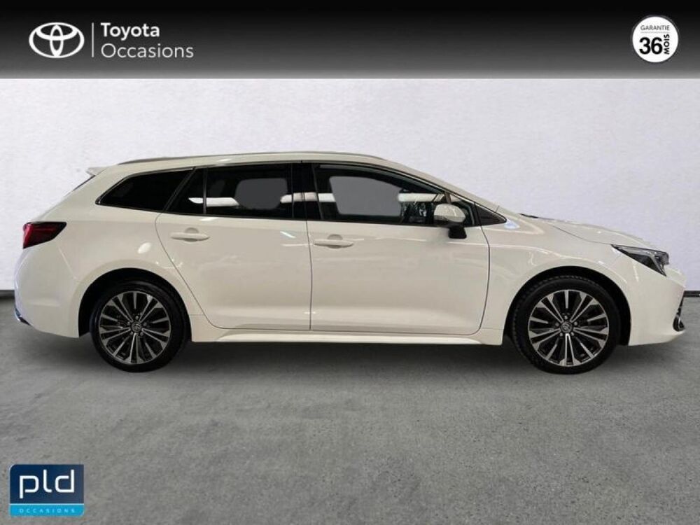 Corolla 1.8 140ch Design MY25 2026 occasion 13400 Aubagne