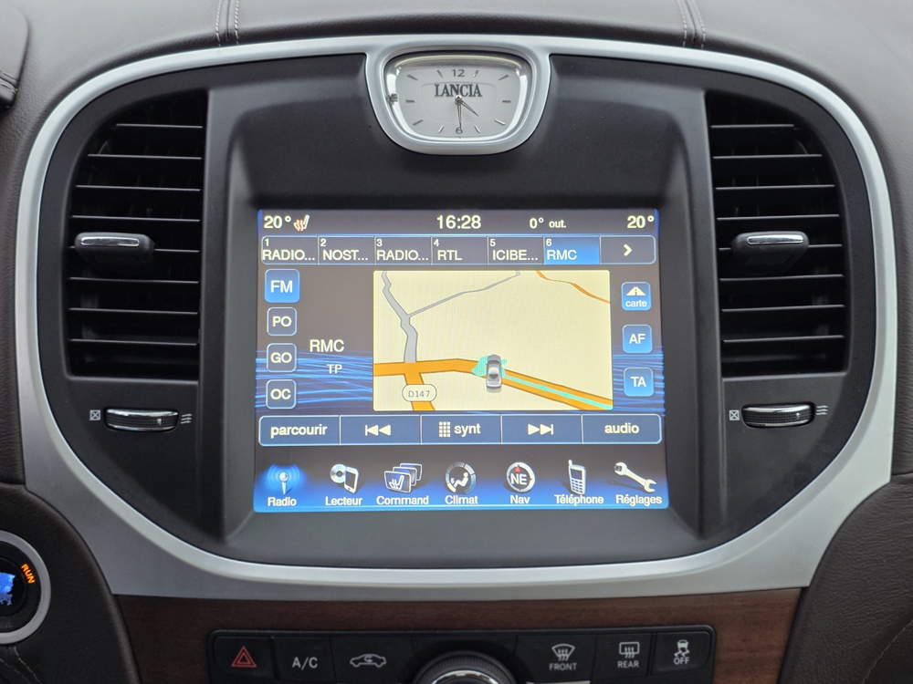 Thema 3.0 MULTIJET V6 239 EXECUTIVE (2012) 2013 occasion 70210 Montdor&eacute;