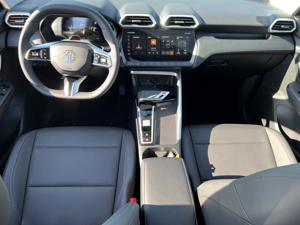 ZS EV 1.5 HYBRID+ 197CH LUXURY 2026 occasion 49070 Saint-L&eacute;ger-de-Lini&egrave;res