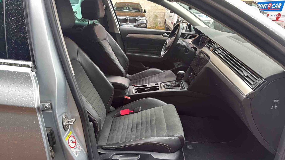 Passat 2.0 TDI EVO 150CH LOUNGE DSG7 8CV 2023 occasion 56530 Qu&eacute;ven