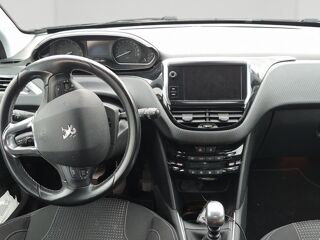 208 1.2 PureTech 110ch Tech Edition S&S 5p 2019 occasion 27000 &Eacute;vreux