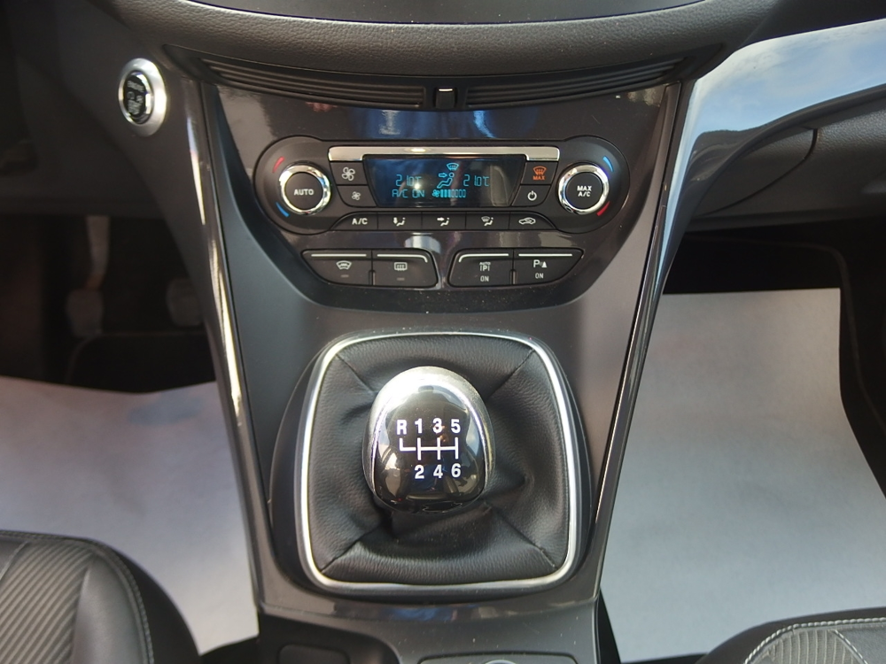 Kuga 2.0 TDCI 140CH FAP TITANIUM 2014 occasion 10600 Savi&egrave;res