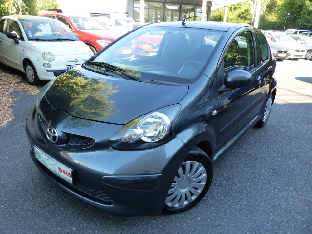 Aygo 1.0 VVT-I 68CH CONFORT 3P 2008 occasion 77144 Mont&eacute;vrain