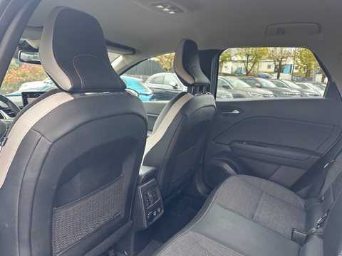 Captur INTENS MILD HYBRID 140 EDC PARK ASSIST 2021 occasion 16400 Puymoyen