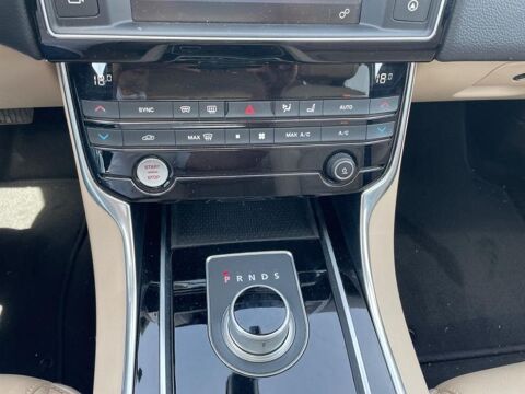 XE 2.0D 180ch R-Sport BVA8 2015 occasion 13730 ST VICTORET