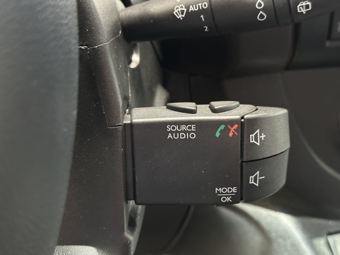 Talento 1.2 LH1 2.0 MULTIJET 145CH E6D-TEMP 9 PLACES 2019 occasion 56530 Qu&eacute;ven