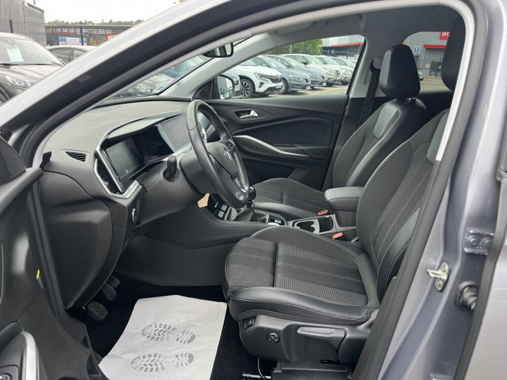 Grandland 1.2 TURBO 130CH ELEGANCE BUSINESS MY23 2023 occasion 95310 Saint-Ouen-l'Aum&ocirc;ne