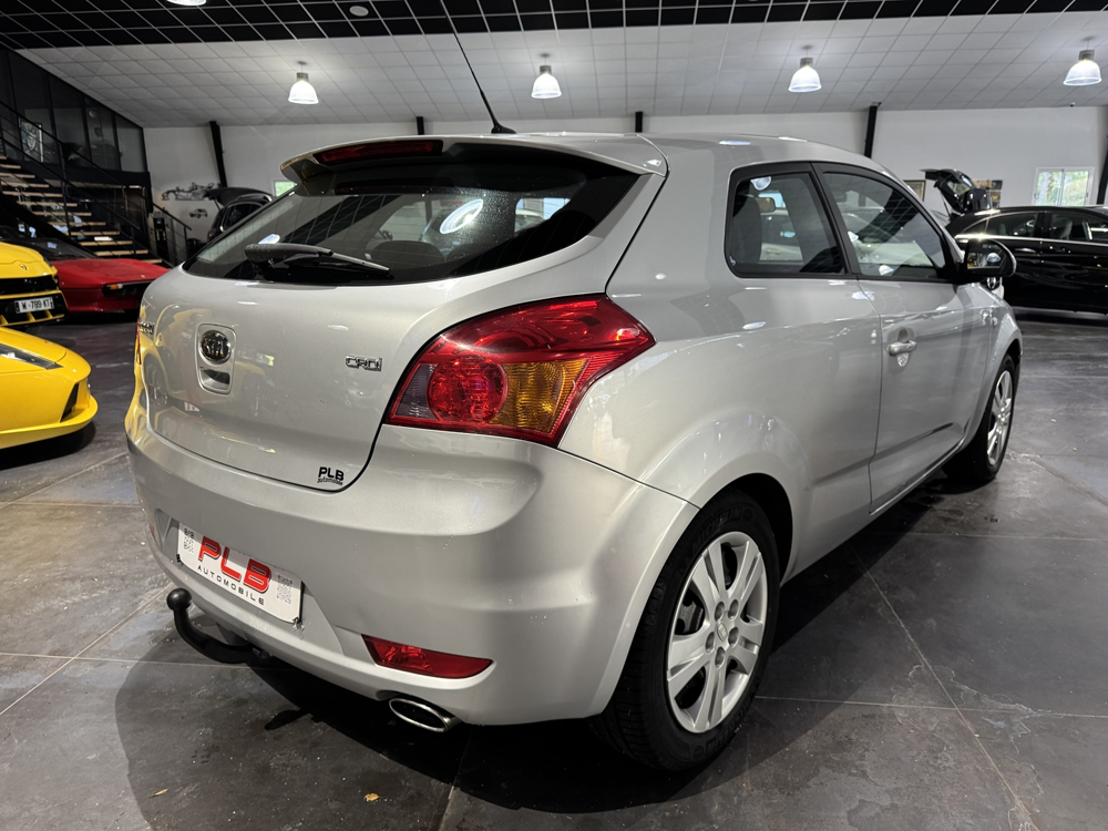 Ceed 1.6 CRDI90 1ERE MAIN PLB AUTO 2009 occasion 12000 RODEZ
