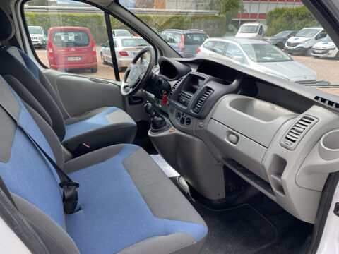 Trafic L1H1 1000 2.0 DCI 115CH CONFORT 2011 occasion 42120 LE COTEAU