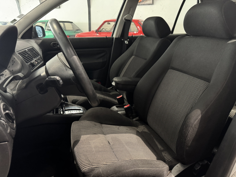 Golf 2.3 V5 150CH BVA 5P PLB AUTO 2000 occasion 12000 RODEZ