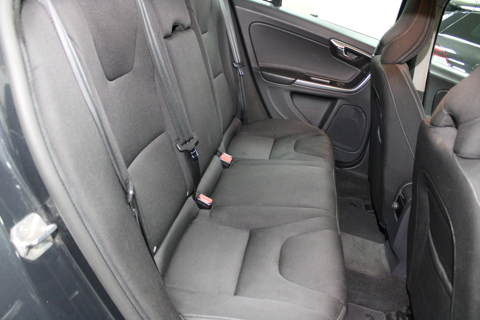 V60 D2 120CH KINETIC BUSINESS GEARTRONIC 2016 occasion 77120 Coulommiers