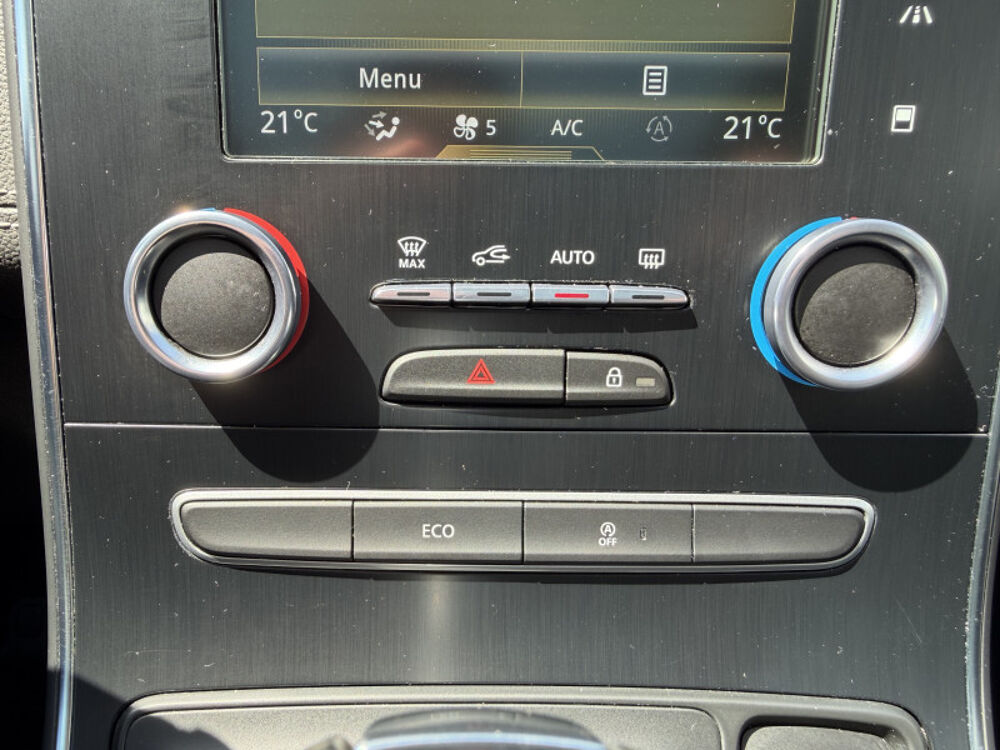 Scenic IV 1.7 BLUE DCI 150CH INTENS EDC / TOIT PANORAMIQUE 2019 occasion 38130 ECHIROLLES