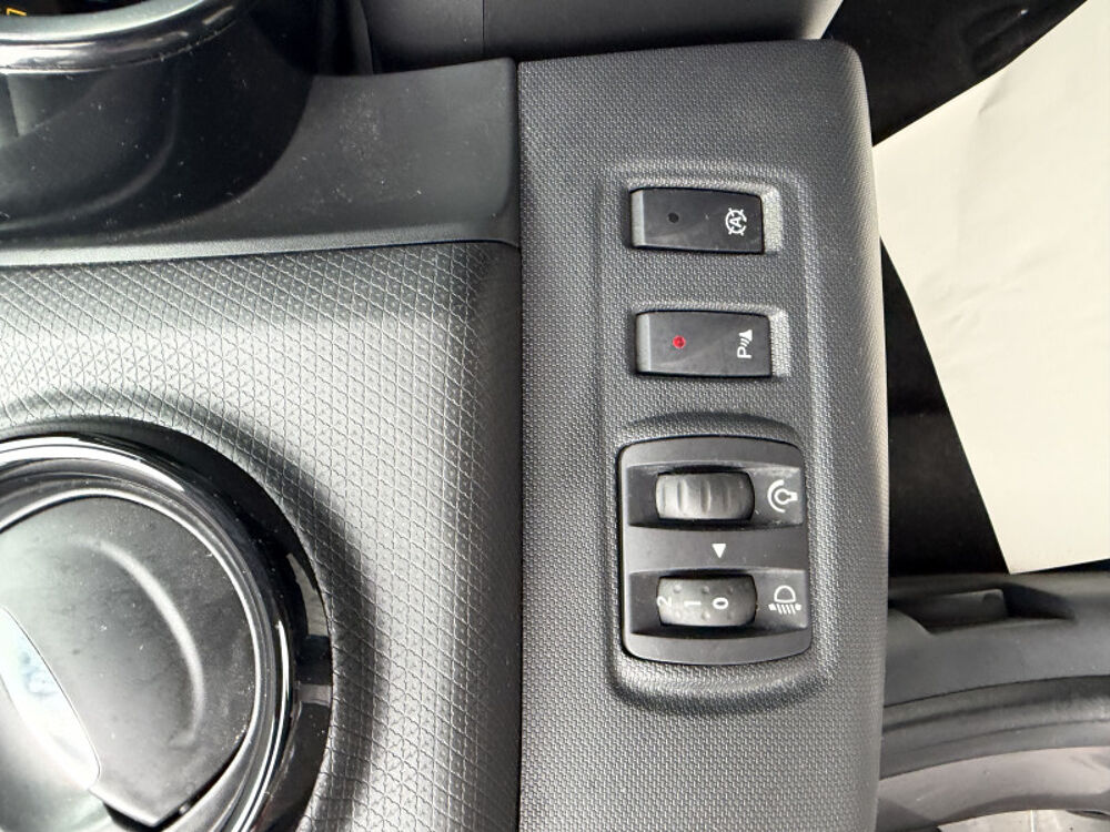 Clio IV 0.9 TCE 90CH ENERGY ZEN ECO&sup2; 2015 occasion 93220 Gagny