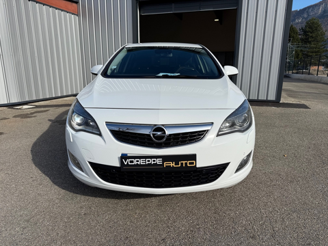 Astra 1.6 TURBO SPORT/ CRITAIR 2 / DISTRIBUTION VIDANGE PNEUS AV 2011 occasion 38340 Voreppe
