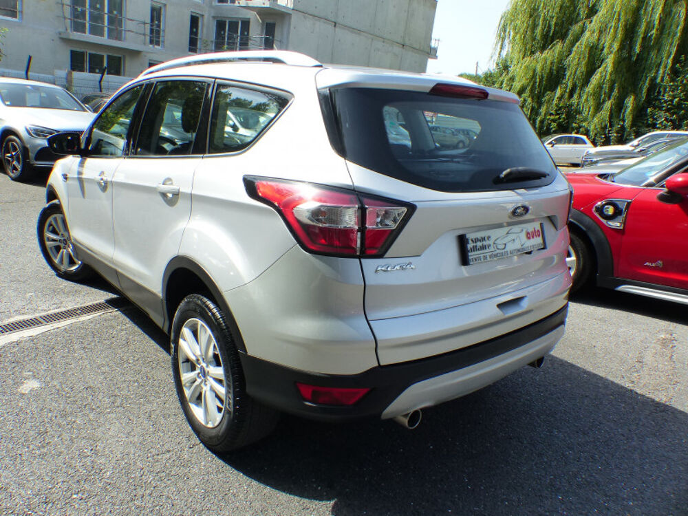 Kuga 1.5 TDCI 120CH STOP&START TREND BUSINESS 4X2 POWERSHIFT 2018 occasion 77144 Mont&eacute;vrain