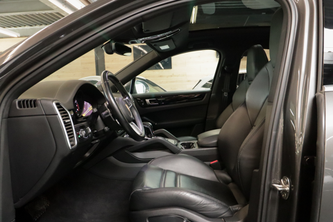 Cayenne 3.0 V6 E-HYBRID 462 2020 occasion 76410 Cl&eacute;on