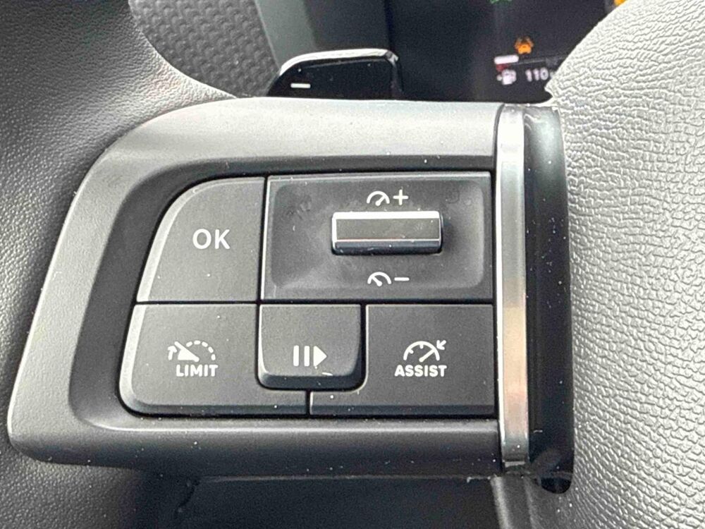 C4 1.2 Hybride 145ch PLUS e-DCS6 / Pack Navigation Connecte 2025 occasion 56850 Caudan