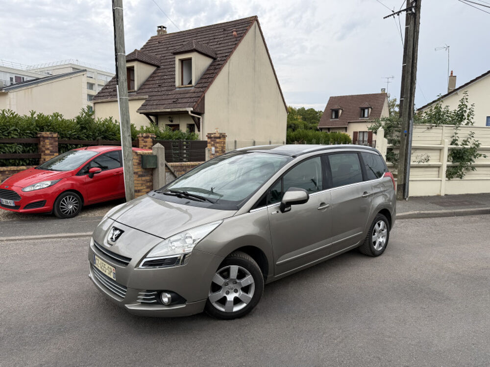 5008 1.6 HDI115 FAP STYLE IV 7PL 2013 occasion 95480 PIERRELAYE