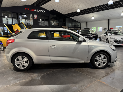 Ceed 1.6 CRDI90 1ERE MAIN PLB AUTO 2009 occasion 12000 RODEZ