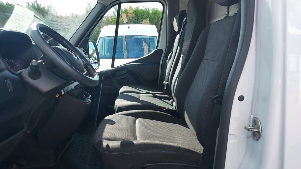 Master F3300 L2H2 2.3 BLUE DCI 135CH CONFORT EURO6E 2023 occasion 60600 Clermont