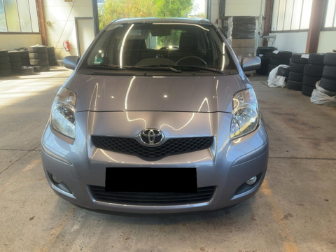 Yaris II 100 VVT-I CONFORT PACK 5P 2010 occasion 38150 Salaise-sur-Sanne