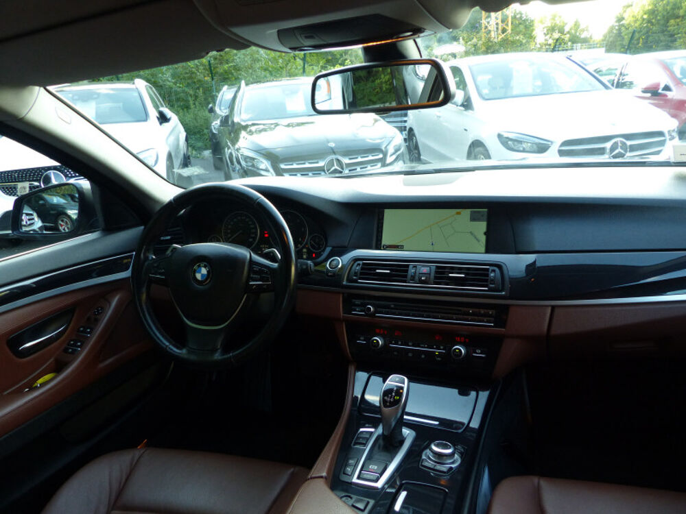 S&eacute;rie 5 (F11) 525DA XDRIVE 218CH LUXE 2012 occasion 77144 Mont&eacute;vrain