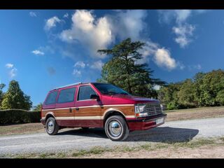 Voyager LE 1989 occasion 33320 Eysines