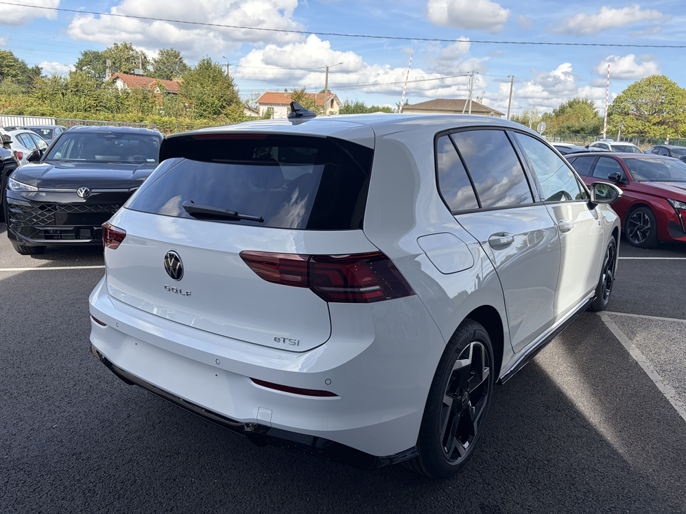 Golf 1.5 ETSI EVO2 116CH R-LINE EDITION DSG7 2026 occasion 53810 CHANGE