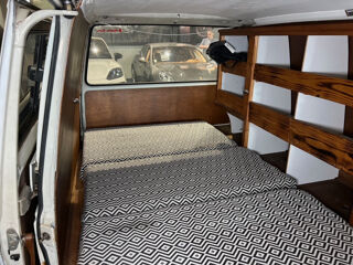 Transporter 1.6 TURBO DIESEL 251 JX 1988 occasion 63170 Aubi&egrave;re