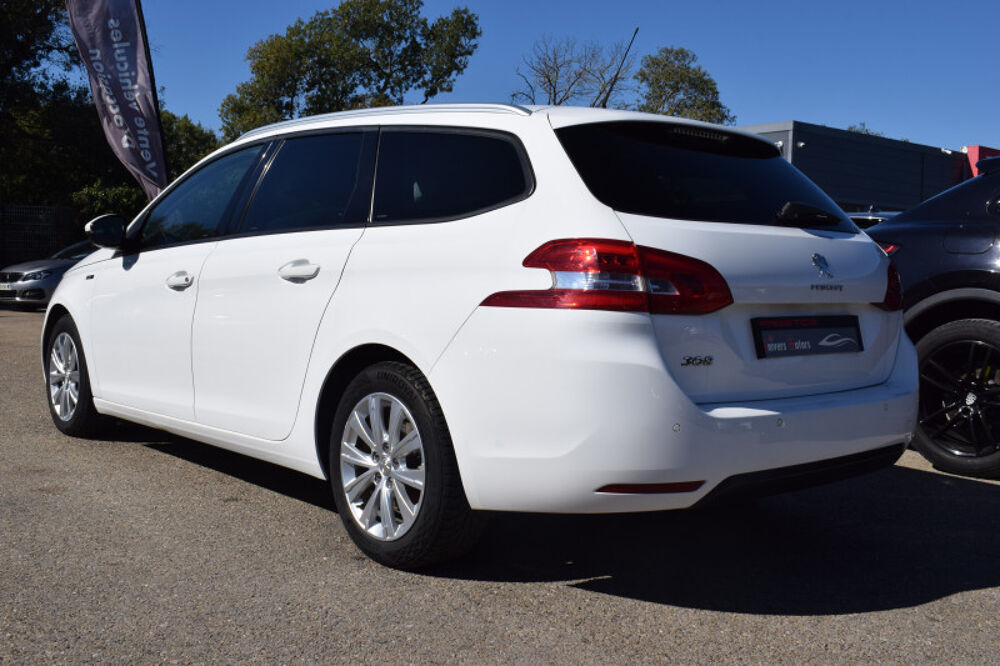 308 SW 1.2 PURETECH 110CH STYLE S&S 2017 occasion 34740 Vendargues