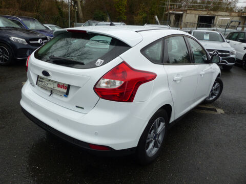 Focus 1.0 SCTI 100CH ECOBOOST STOP&START TREND 4P 2013 occasion 77144 Mont&eacute;vrain