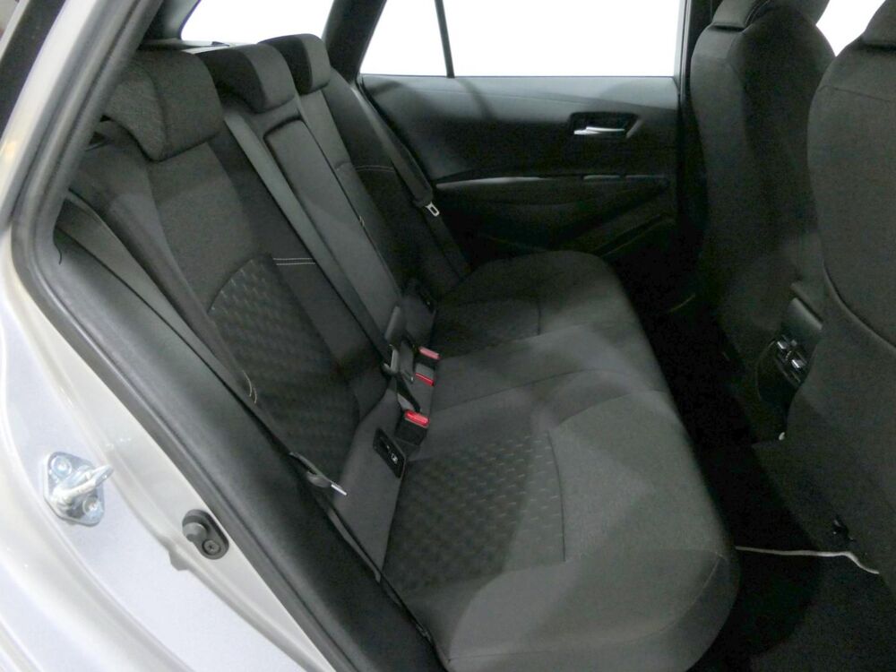Corolla 1.8 140ch Dynamic Business 2023 occasion 77400 Lagny-sur-Marne