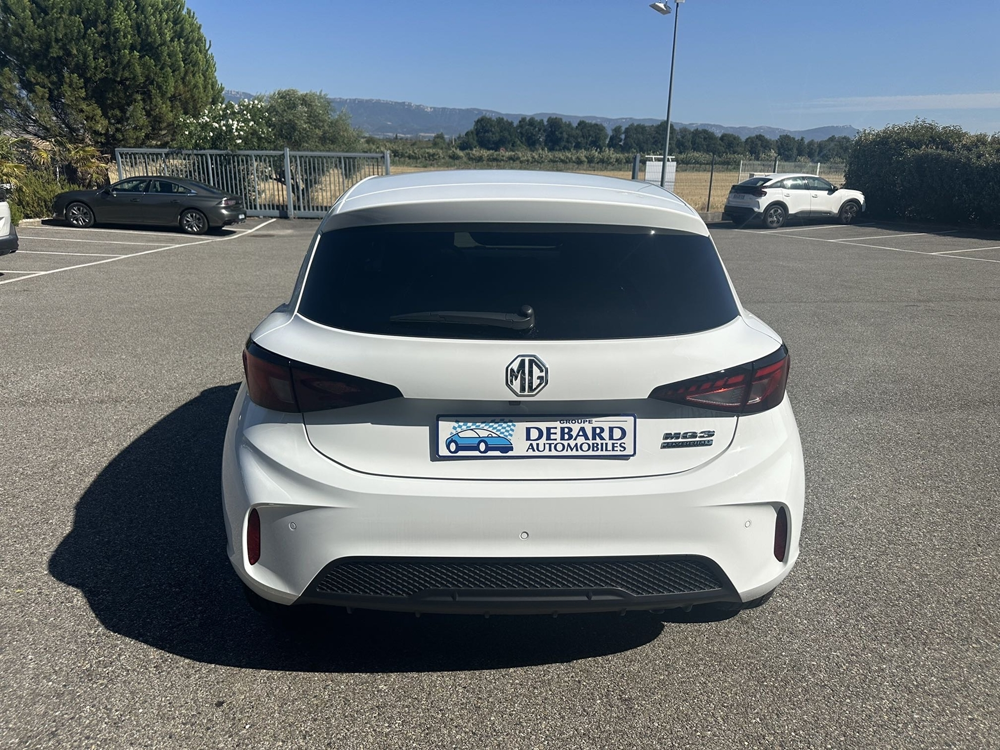 MG3 1.5 HYBRID+ 195CH LUXURY 2026 occasion 31670 Lab&egrave;ge